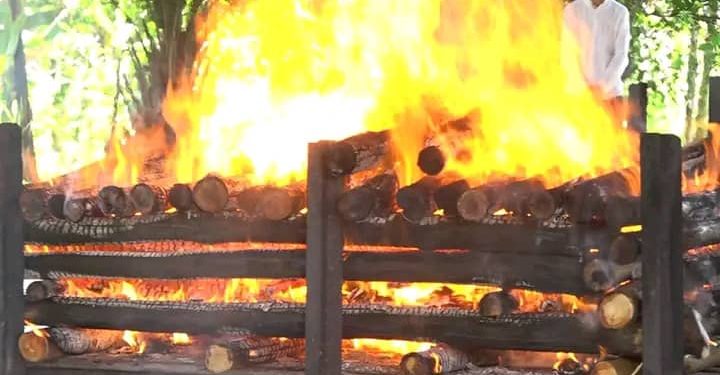 Murdered Indian businessman cremated in Kampala