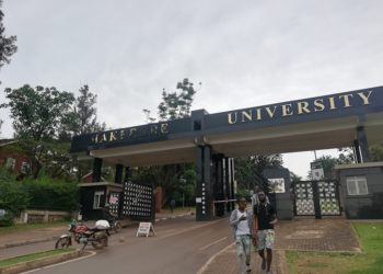 Makerere University staff threaten to lay down tools over salary deduction