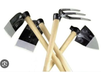 MP Luke Kyobe donates hoes to constituents in Luuka North