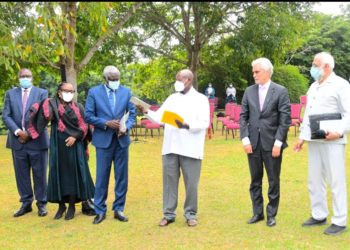 PRESIDENT MUSEVENI, AU COMMISSION CHAIRPERSON DISCUSS SOLUTIONS TO CONFLICTS IN DR CONGO AND SUDAN