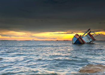 30 feared dead as cargo boat capcizes on Victoria