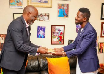 Bobi Wine Delivers cash contribution for Kyabazinga royal wedding