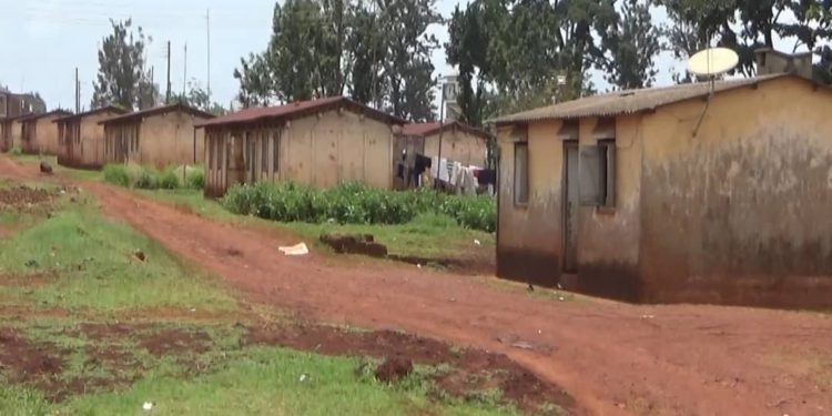 Thieves break into Jinja police barracks, officers stone one to death