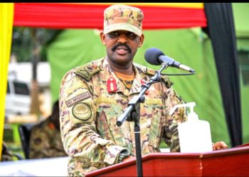 Commander advises newly promoted SFC officers  to stay patriotic and focused