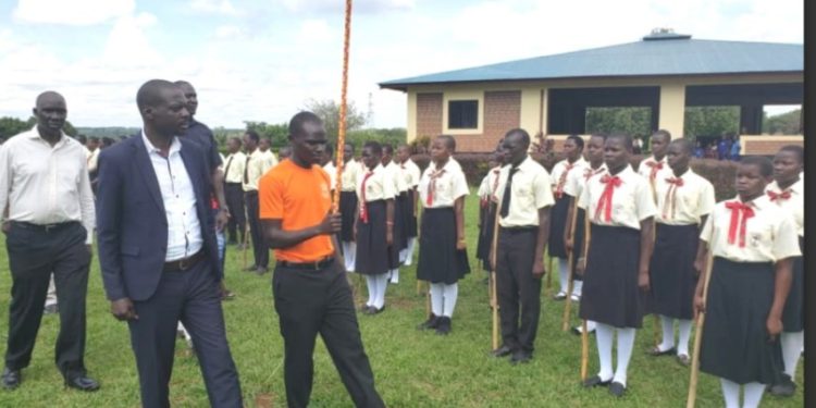 RDC Trevor Baleke cautions Kole community against conmen posing as him