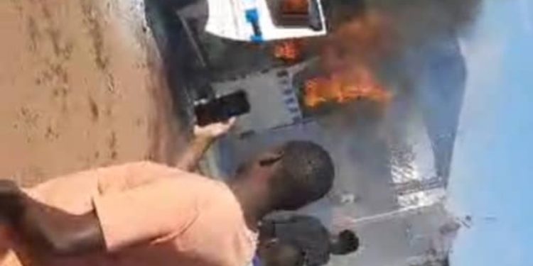 Breaking: Four feared dead as taxi with 18 passengers catch fire in Jinja