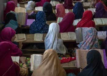 77 primary schoolgirls poisoned in two schools, the person who did it had personal grudge with school directors