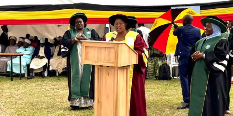 “Take advantage of PDM, Emyooga,” Minister Babalanda to Kayunga youth