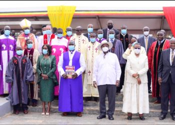 “YOU WILL DO MIRACLES IF YOU WALK IN THE FOOTSTEPS OF JESUS,” H.E MUSEVENI TELLS BORN AGAIN CHRISTIANS