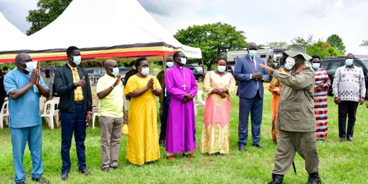 PRESIDENT MUSEVENI ORDERS BALAALO WITH NON-FENCED FARMLAND TO LEAVE GREATER NORTH WITHIN 3 WEEKS