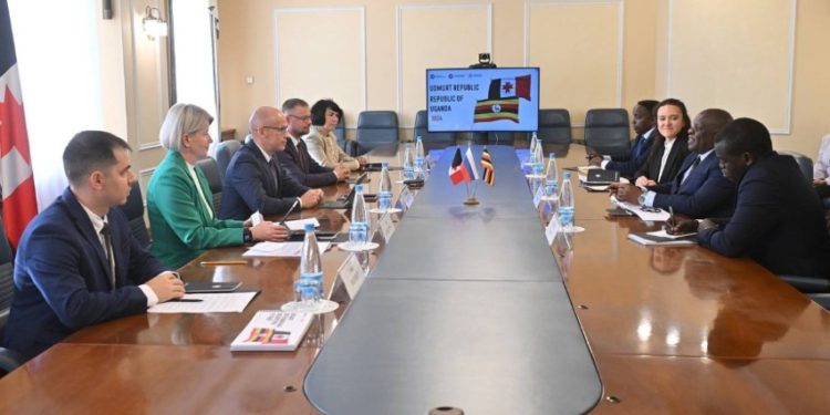 Ambassador Moses Kizige Highlights Uganda’s Trade Potential at International Trade Fair in Russia